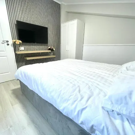 Baneasa Luxury Apartaments Bucarest Esterno foto